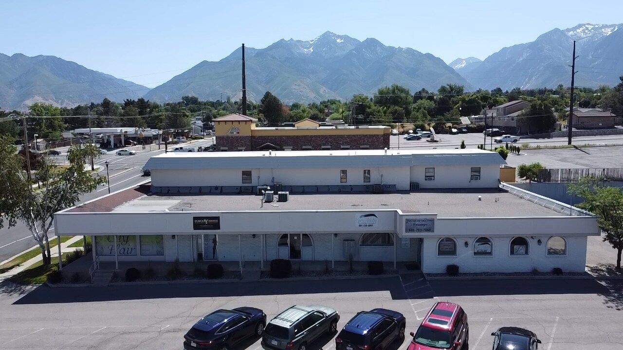 1270 E 8600 S, Sandy, UT à louer Photo principale- Image 1 de 5