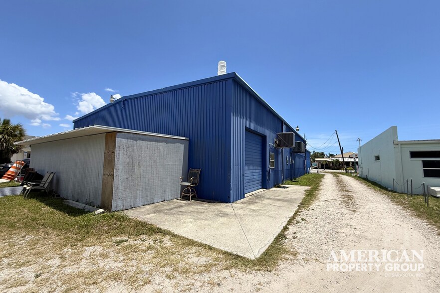 36 W Dearborn St, Englewood, FL à louer - Photo du bâtiment - Image 3 de 8