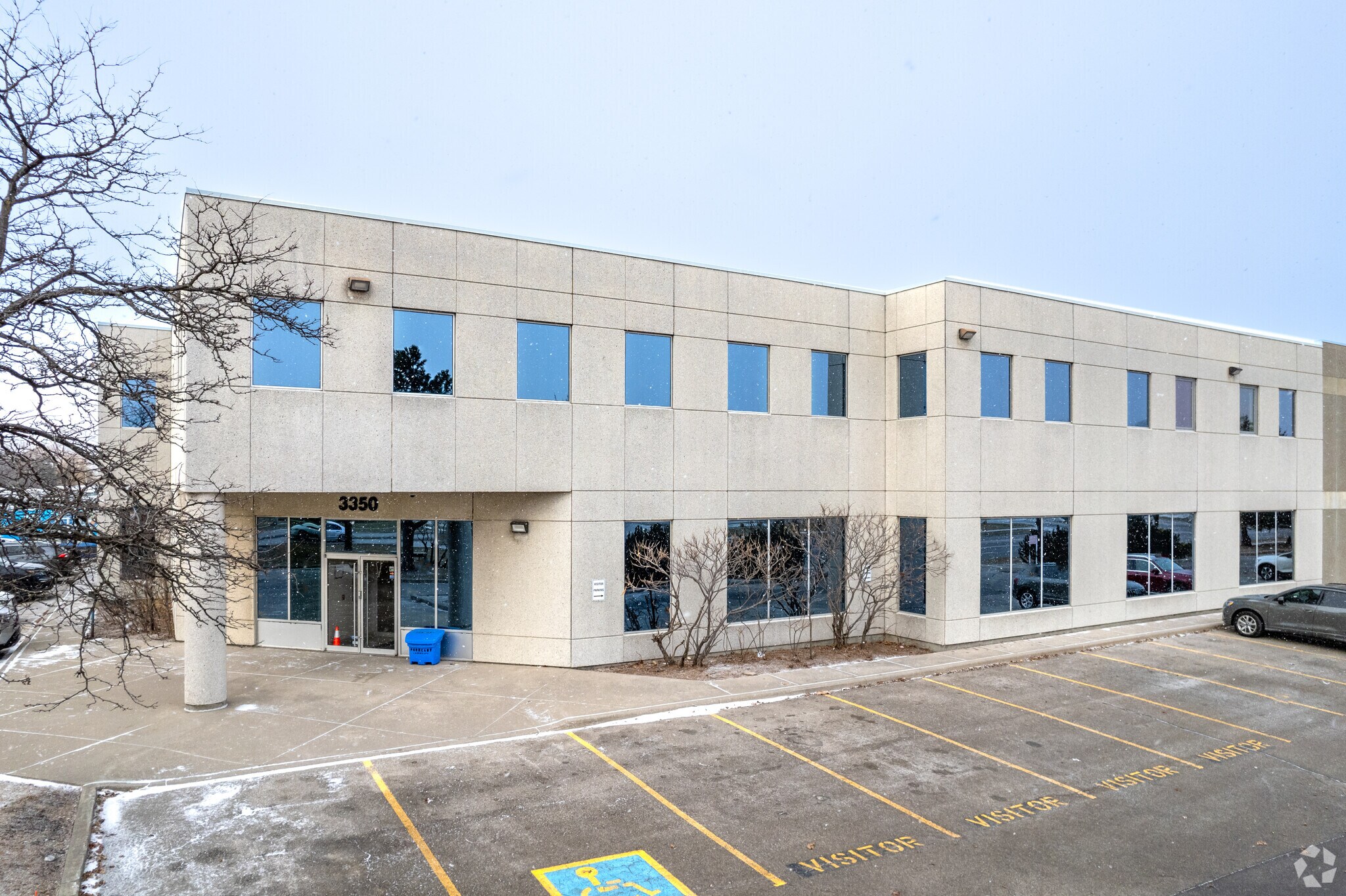 3350 Langstaff Rd, Vaughan, ON for lease Primary Photo- Image 1 of 4