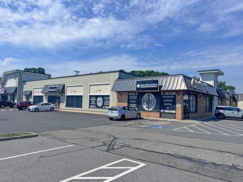 380-384 Elm St, Biddeford, ME à louer - Photo du bâtiment - Image 3 de 15