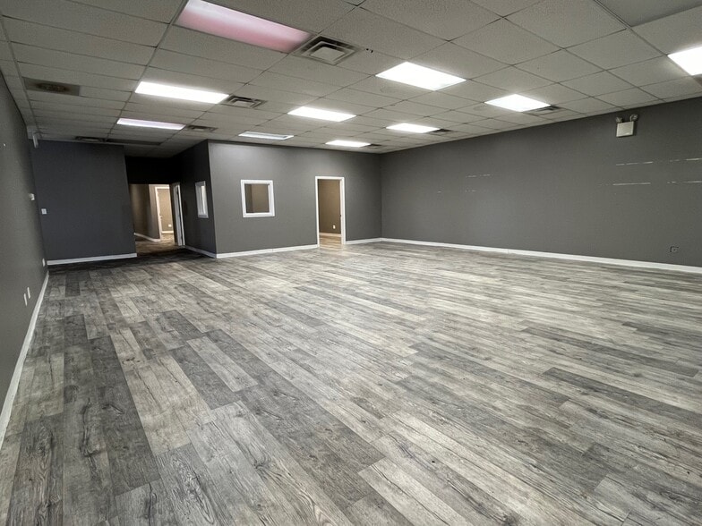 214 Cherry Ave, Voorhees, NJ for lease - Building Photo - Image 3 of 4