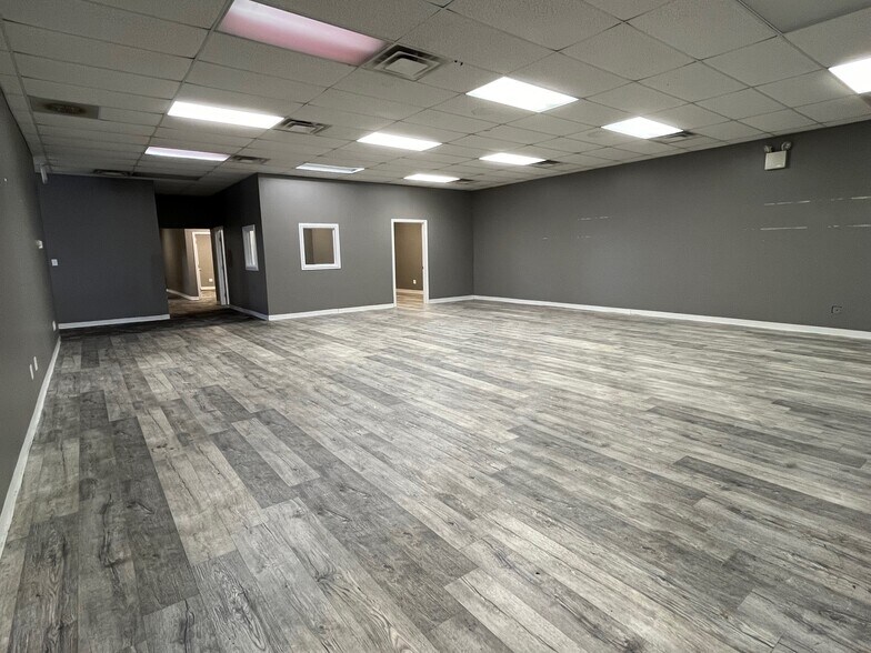 214 Cherry Ave, Voorhees, NJ à louer - Photo du bâtiment - Image 3 de 4
