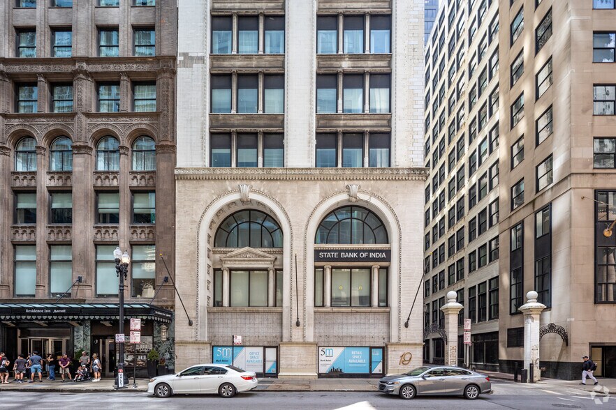 19 S LaSalle St, Chicago, IL à louer - Photo du bâtiment - Image 2 de 4