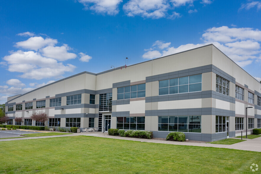 3880 Brickway Blvd, Santa Rosa, CA for lease - Building Photo - Image 1 of 9