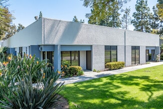 Plus de détails pour 12604 Hiddencreek Way, Cerritos, CA - Bureau à louer