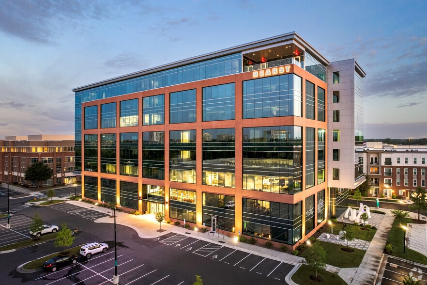3540 toringdon Way, Charlotte, NC for lease - Building Photo - Image 1 of 19