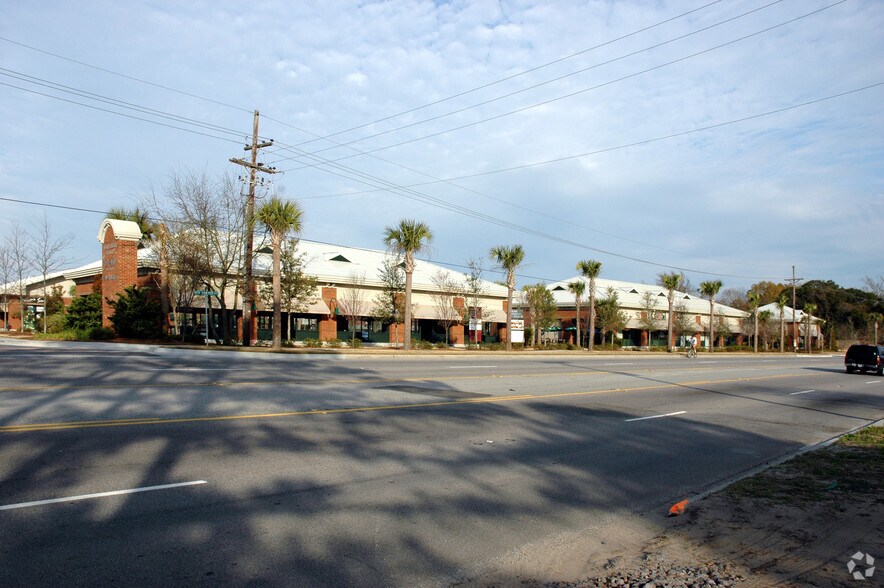 1440 Ben Sawyer Blvd, North Charleston, SC à louer - Photo du bâtiment - Image 2 de 31
