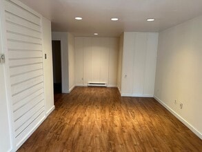 1333 Lincoln St, Bellingham, WA for lease Interior Photo- Image 1 of 10