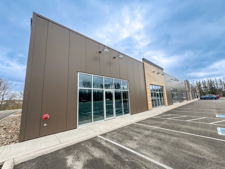 91 Horsman Rd, Moncton, NB à louer - Photo du bâtiment - Image 3 de 9
