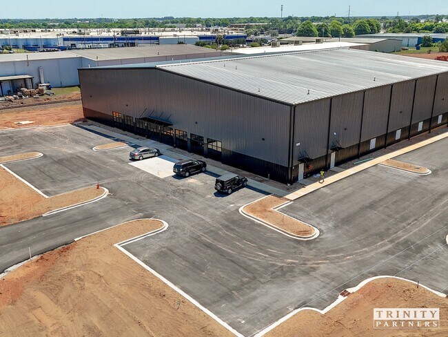 Plus de détails pour 125 Arrowhead Ct, Greenville, SC - Industriel à louer