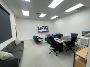 10455 Riverside Dr, Palm Beach Gardens, FL for lease Interior Photo- Image 1 of 13