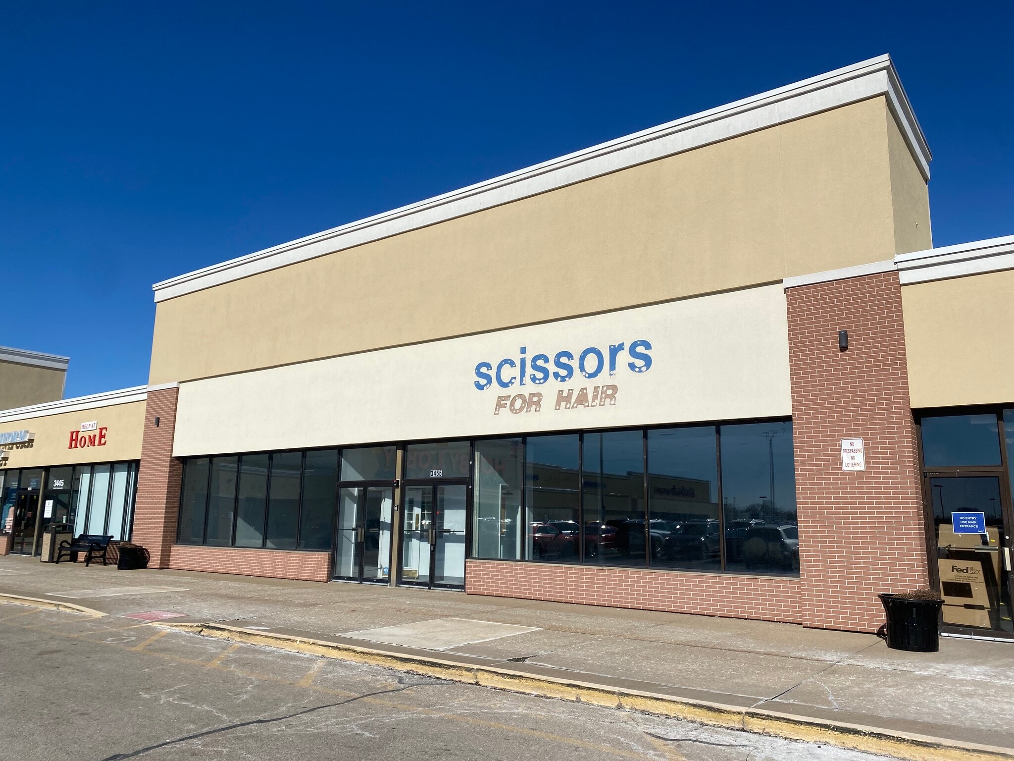 3425-3523 N University St, Peoria, IL for lease Primary Photo- Image 1 of 9