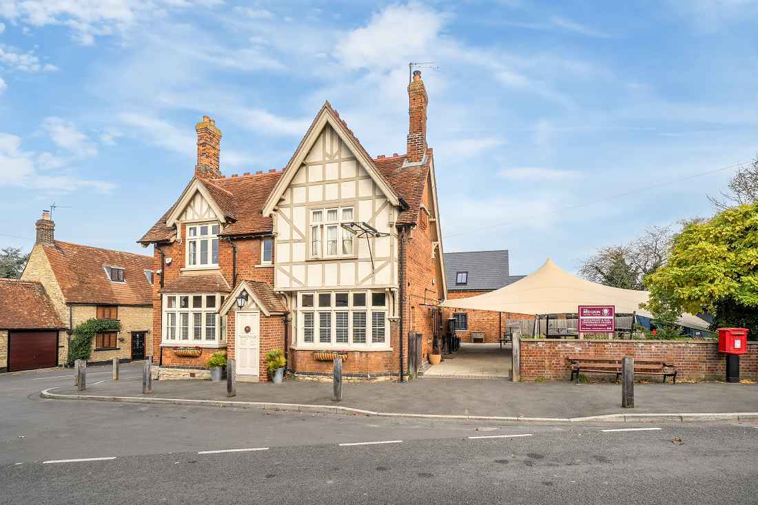 1 Park Rd, Bedford for lease Primary Photo- Image 1 of 18