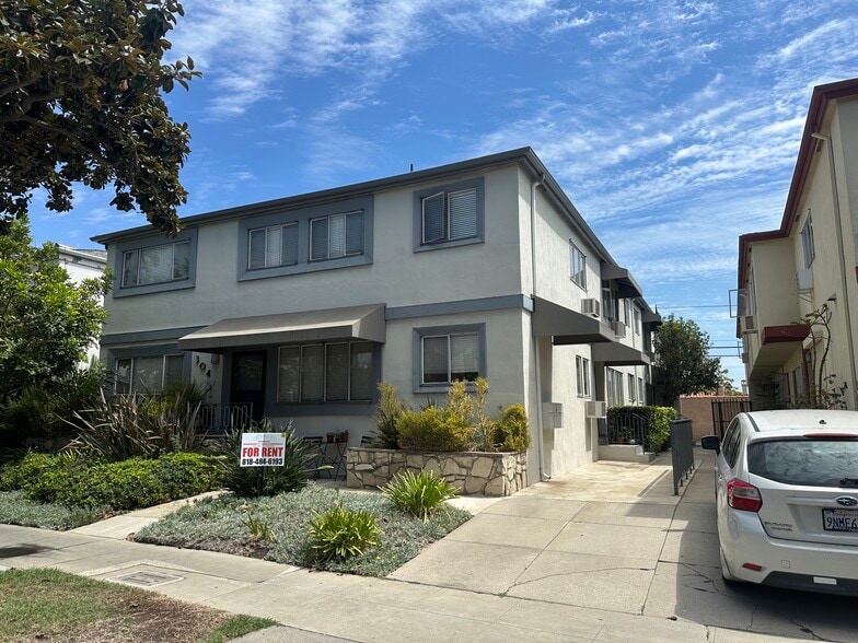 304 S Doheny Dr, Beverly Hills, CA à vendre - Photo du bâtiment - Image 2 de 14