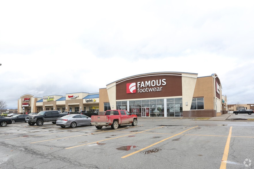 900-910 E North Ave, Belton, MO for sale - Primary Photo - Image 1 of 7