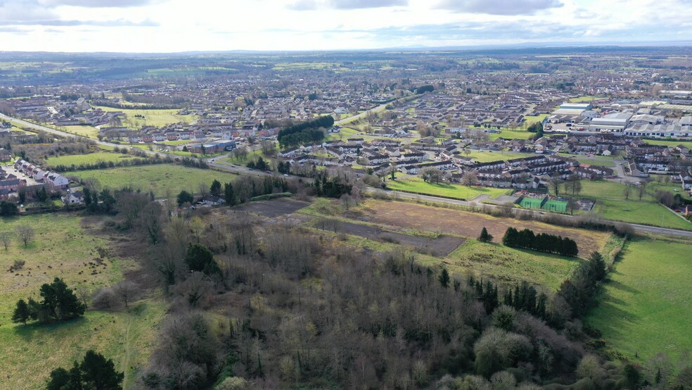 4 Birch Hill Rd S, Antrim for sale - Primary Photo - Image 1 of 2