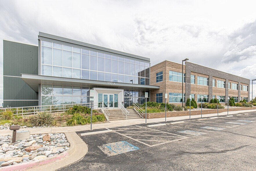 380 Airport Rd, Ignacio, CO à vendre - Photo du bâtiment - Image 1 de 57