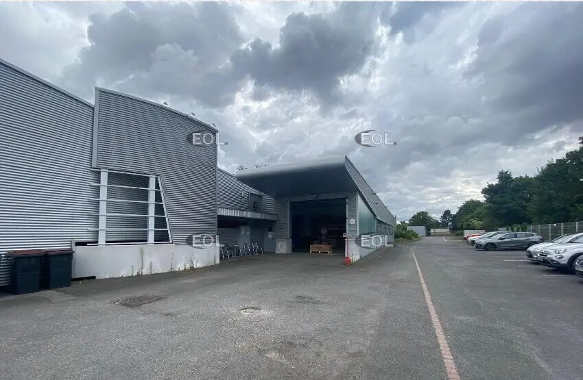 Industrial in VERNEUIL-L'ETANG for sale - Building Photo - Image 2 of 11