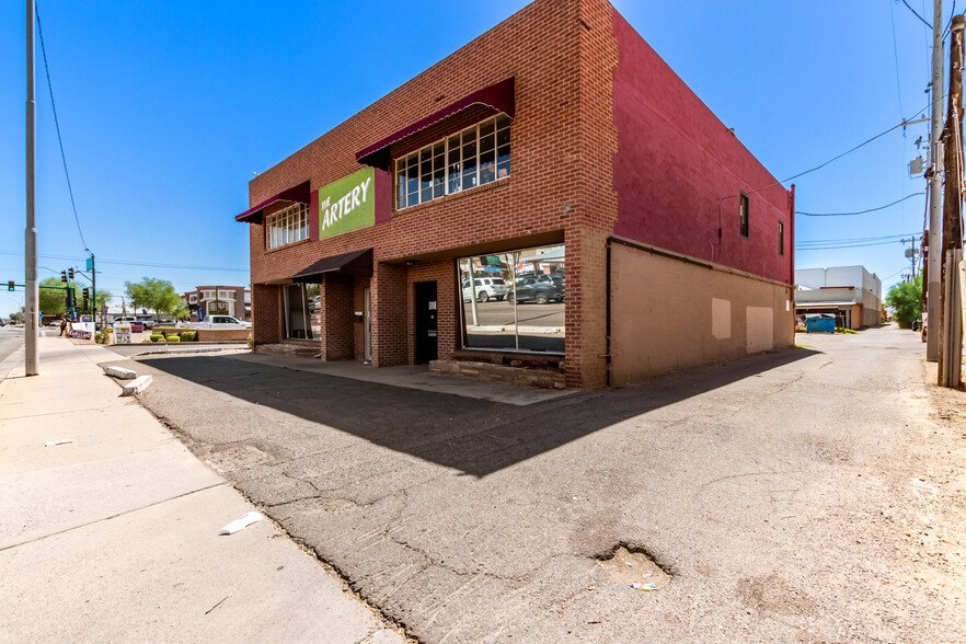 623 E Indian School Rd, Phoenix, AZ for lease - Building Photo - Image 2 of 20