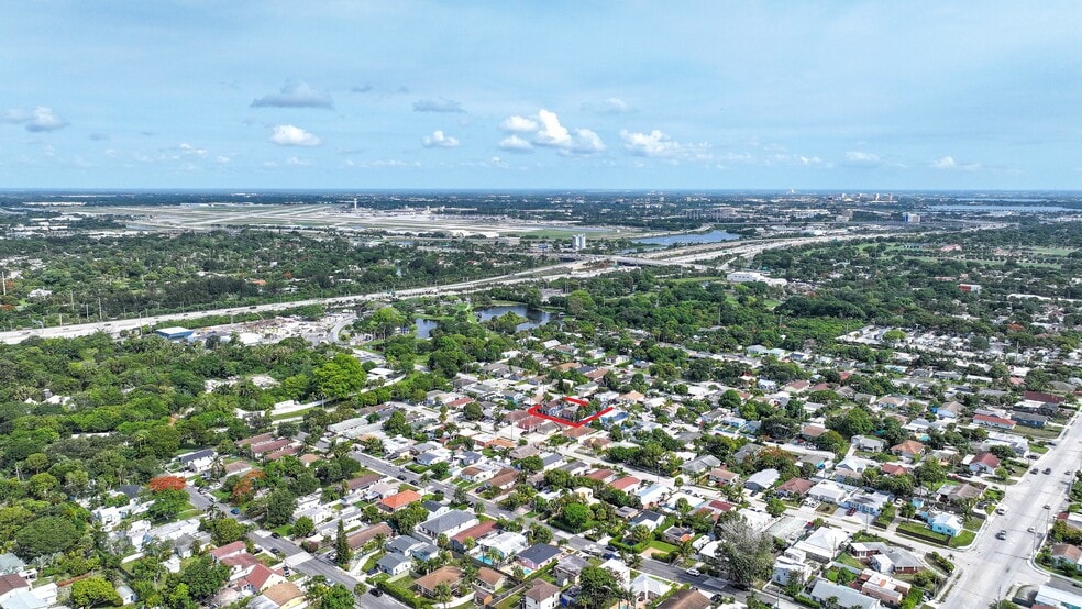 1000 W Lakewood Rd, West Palm Beach, FL for sale - Building Photo - Image 3 of 15