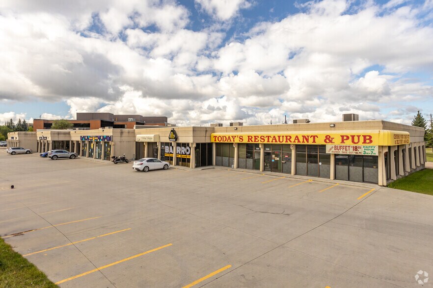 5206-5226 86th St NW, Edmonton, AB à louer - Photo principale - Image 1 de 2