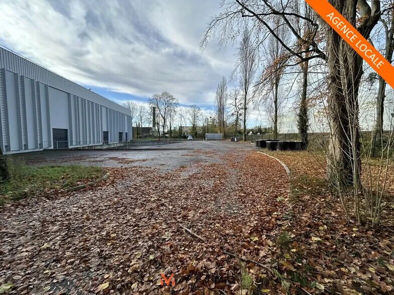 Bureau dans SAINT-OUEN-L'AUMONE à louer - Photo du bâtiment - Image 3 de 8