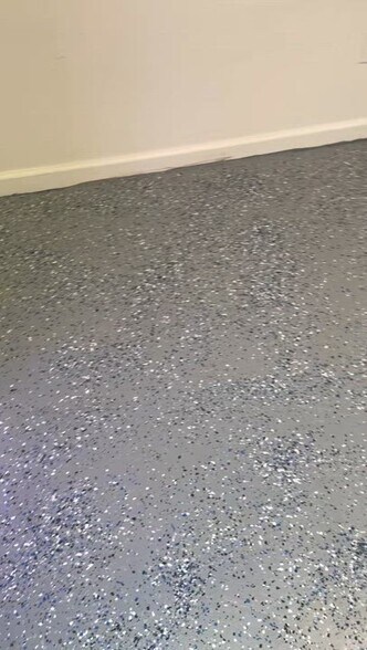 6134 Airline Dr, Houston, TX à louer - Vidéo sur l’inscription commerciale - Image 2 de 23