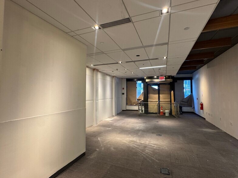 2193-2195 Broadway, New York, NY à louer - Photo du bâtiment - Image 3 de 10