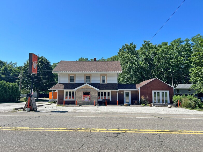 6990 W Lake Rd, Fairview, PA à vendre - Photo du bâtiment - Image 1 de 51