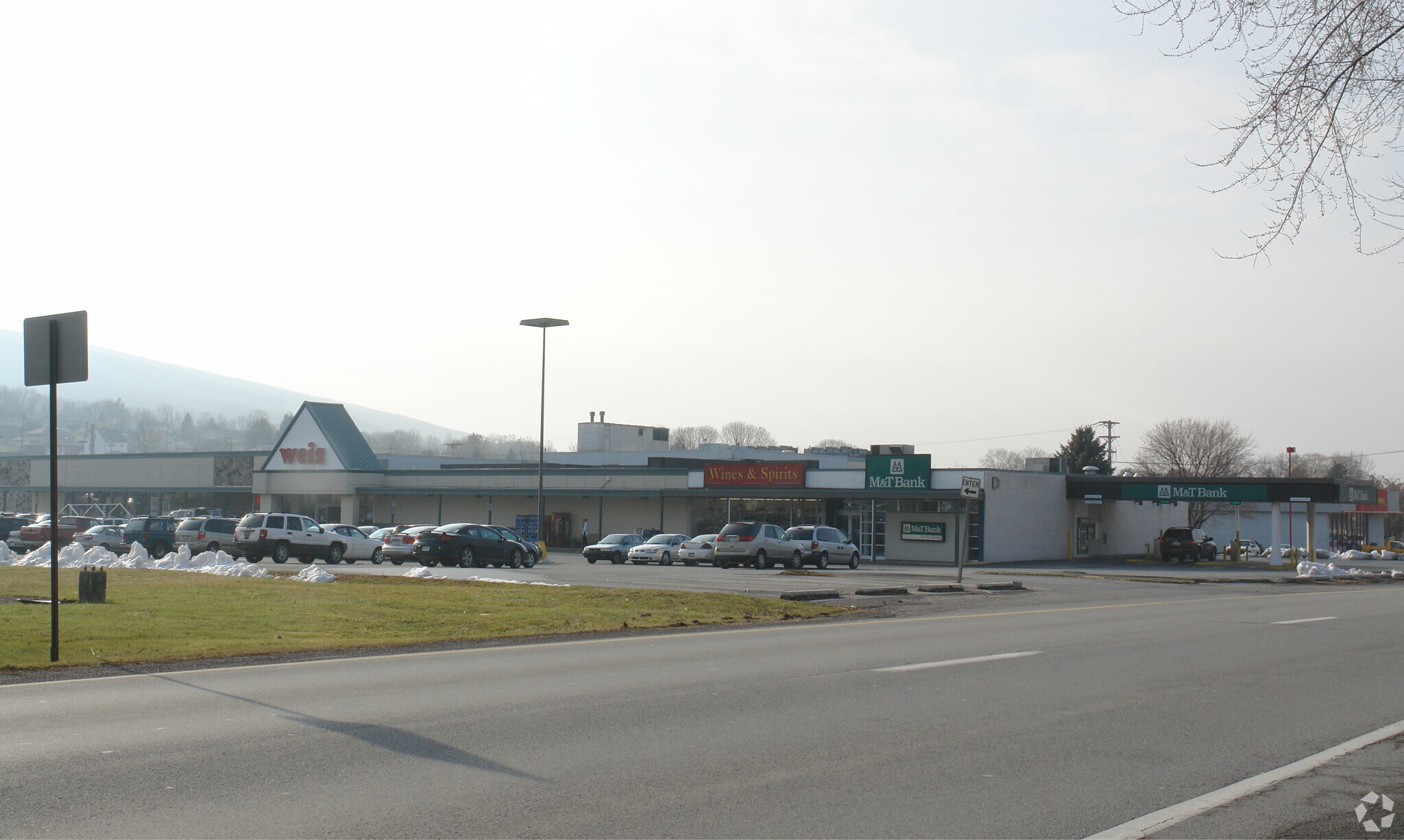 601-615 Pleasant Valley Blvd, Altoona, PA for lease Primary Photo- Image 1 of 3