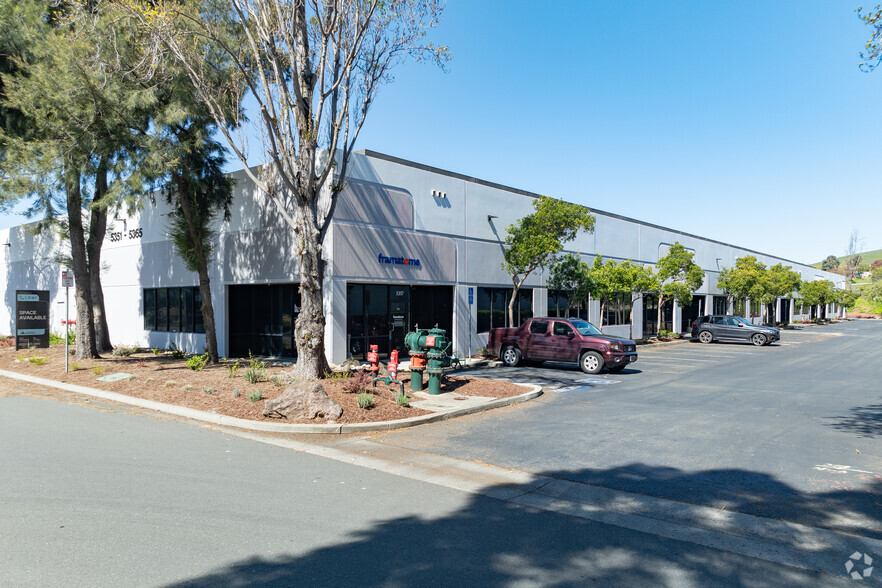 5351-5365 Industrial Way, Benicia, CA for sale - Building Photo - Image 1 of 1