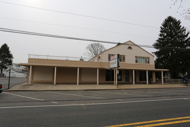 More details for 336 W Front St, Florence, NJ - Retail for Lease