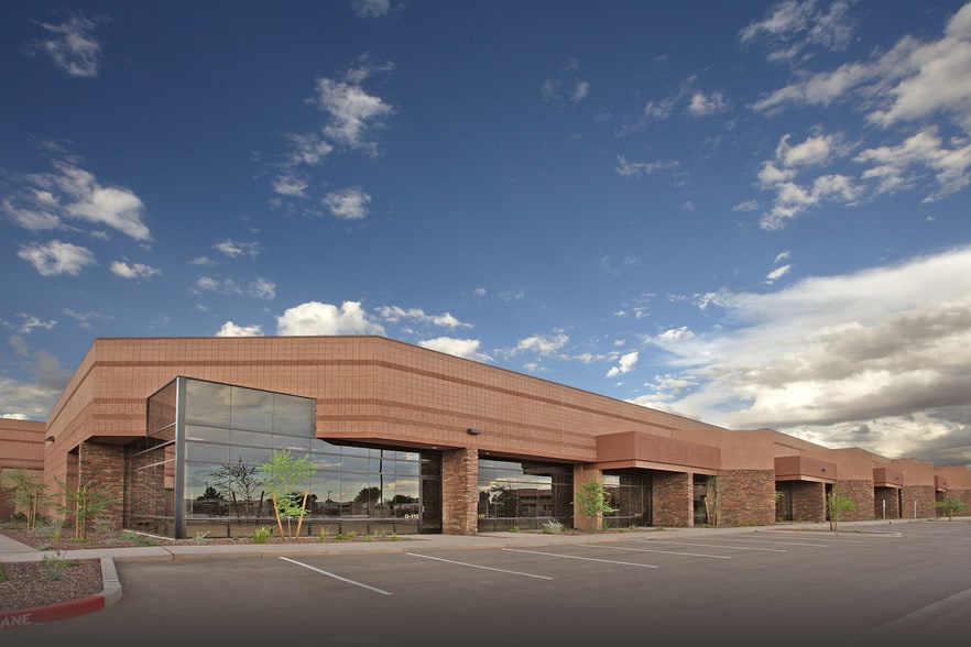 2340 W Parkside Ln, Phoenix, AZ for sale - Building Photo - Image 3 of 10