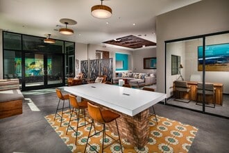 371 N Cleveland St, Oceanside, CA for lease Interior Photo- Image 2 of 8
