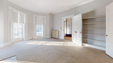 44 Penobscot St, Bangor, ME à louer Photo intérieure- Image 2 de 14