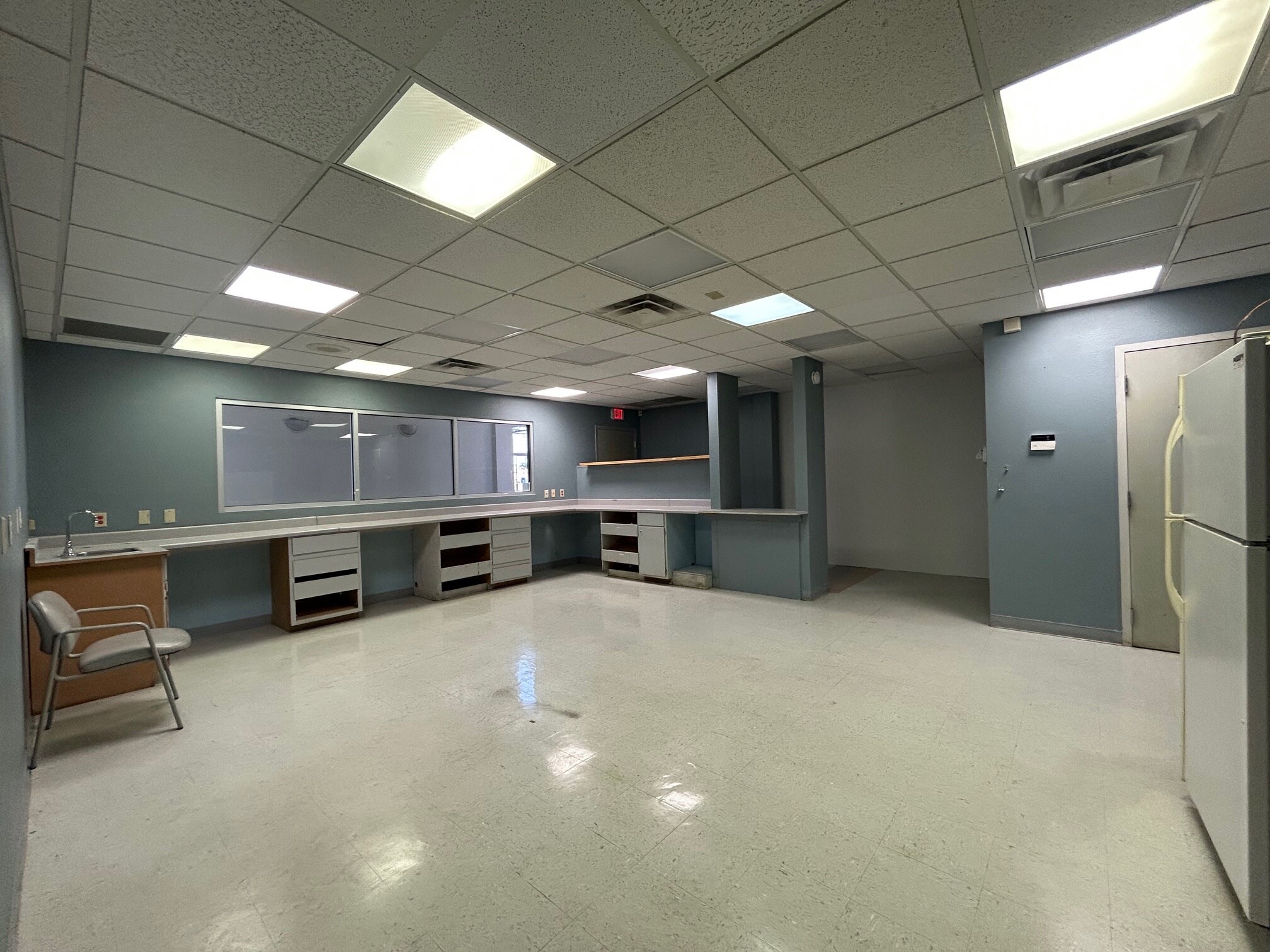 209 W Village Blvd, Laredo, TX for lease Interior Photo- Image 1 of 14