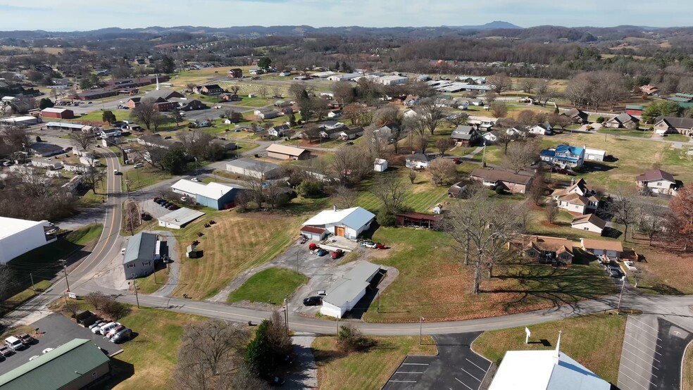 127 Cherry St, Johnson City, TN à vendre - Vidéo sur l’inscription commerciale - Image 2 de 45