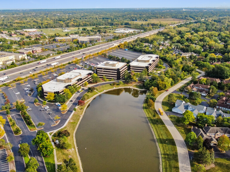 300 Tri State International, Lincolnshire, IL for lease - Building Photo - Image 1 of 16