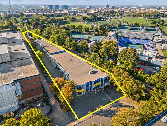 Plus de détails pour 403-409 Rue Saint-Roch, Montréal, QC - Industriel à vendre