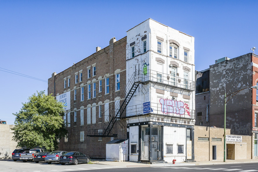 3022 S Archer Ave, Chicago, IL à vendre - Photo du bâtiment - Image 1 de 1