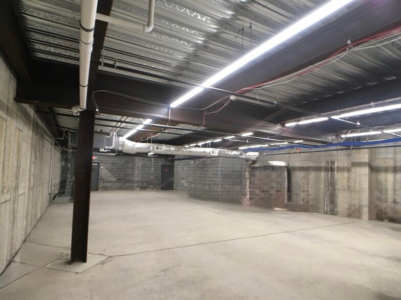 293 Lafayette Ave, Hawthorne, NJ à louer - Photo du bâtiment - Image 2 de 17