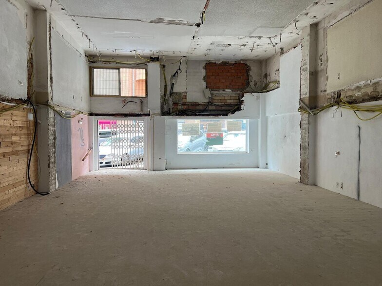 Retail in Ontinyent, Valencia for lease - Interior Photo - Image 2 of 5