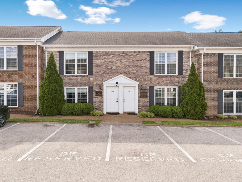 109 Holiday Ct, Franklin, TN for sale - Building Photo - Image 3 of 5