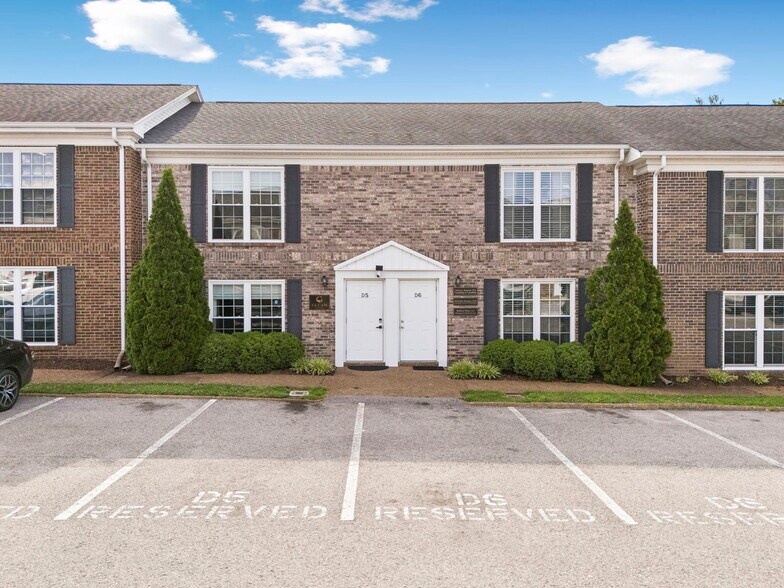 109 Holiday Ct, Franklin, TN à vendre - Photo du bâtiment - Image 3 de 5