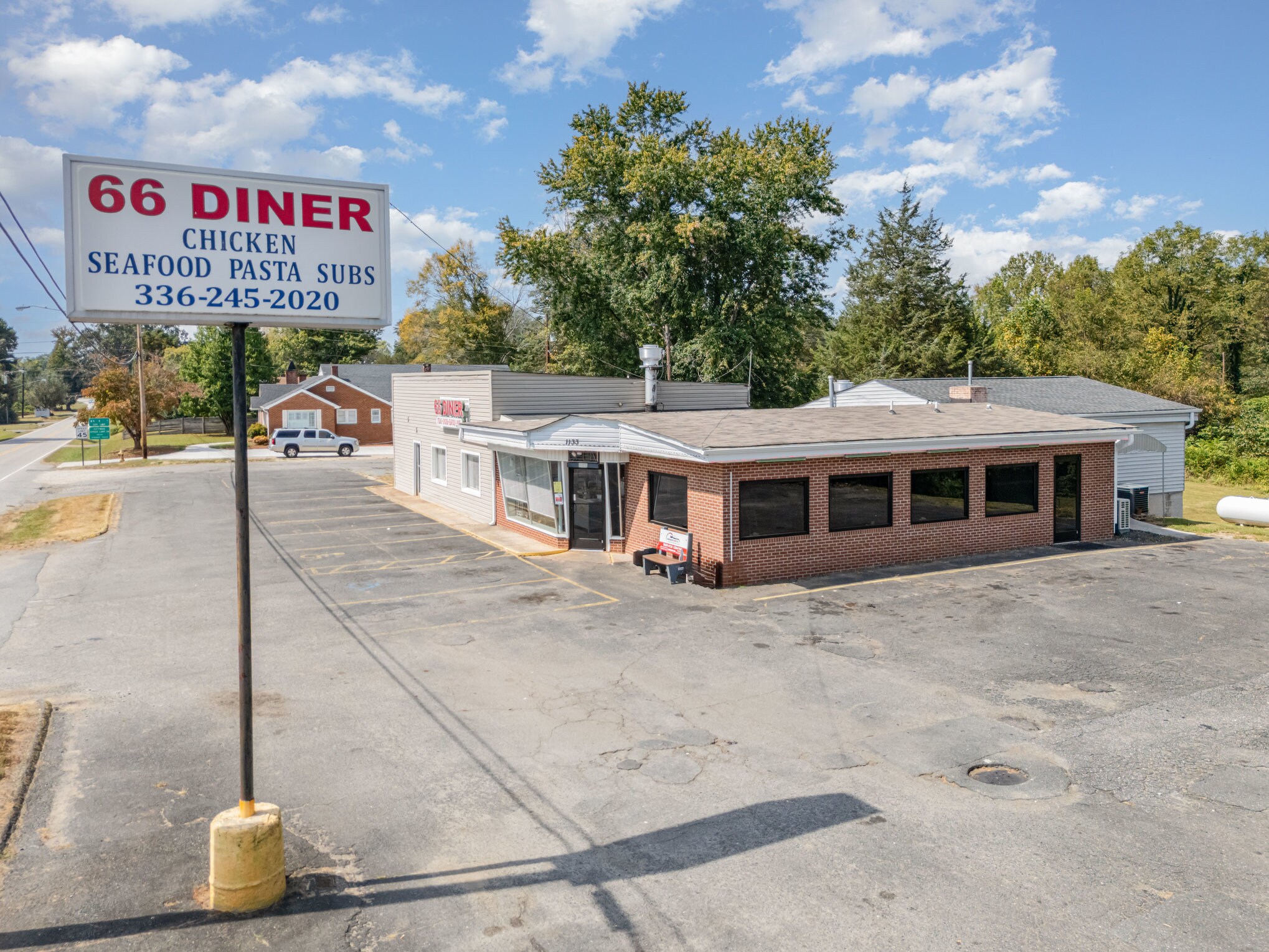 1133 Old Hollow Rd, Winston-Salem, NC for sale Building Photo- Image 1 of 2
