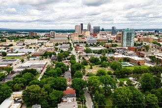 952 S 6th St, Louisville, KY - Aerial  map view - Image1