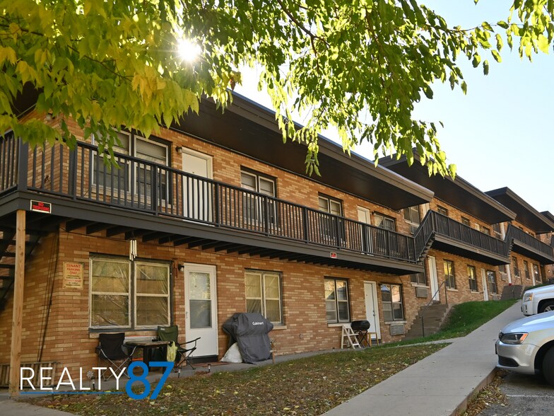 444-488 Angella St, Dubuque, IA à vendre - Photo du bâtiment - Image 2 de 7