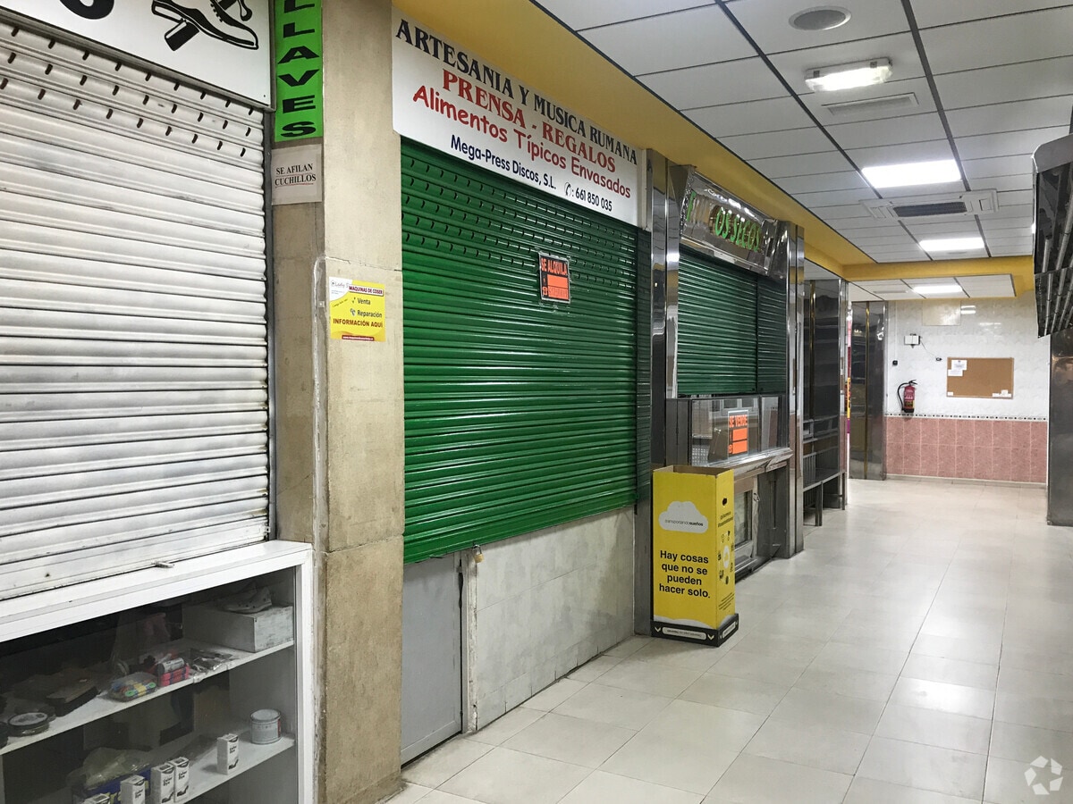 Calle Doctor Morcillo, 1, Coslada, MAD 28820 -  -  - Interior Photo - Image 2 of 3