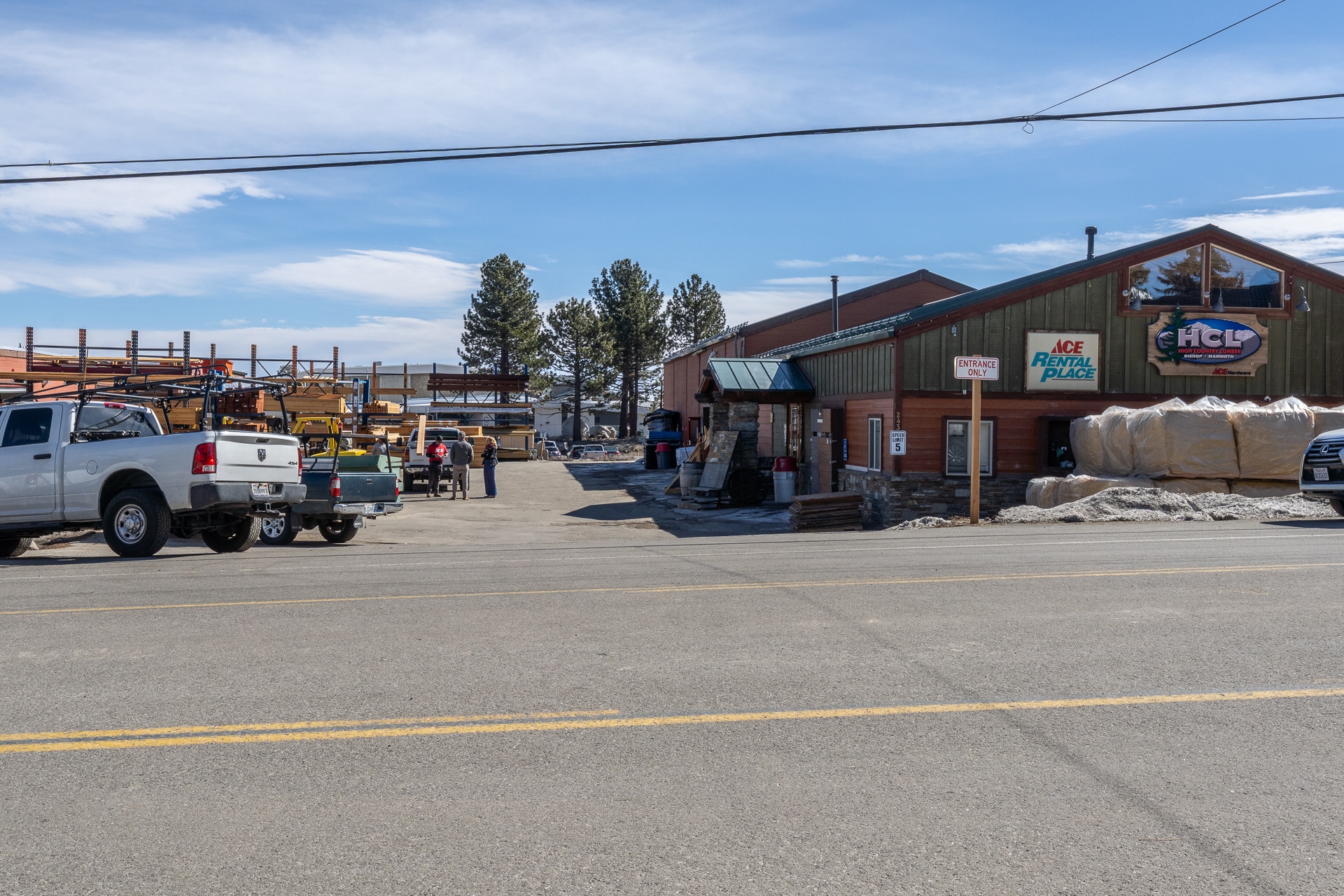 283 Sierra Manor Rd, Mammoth Lakes, CA for sale Primary Photo- Image 1 of 49