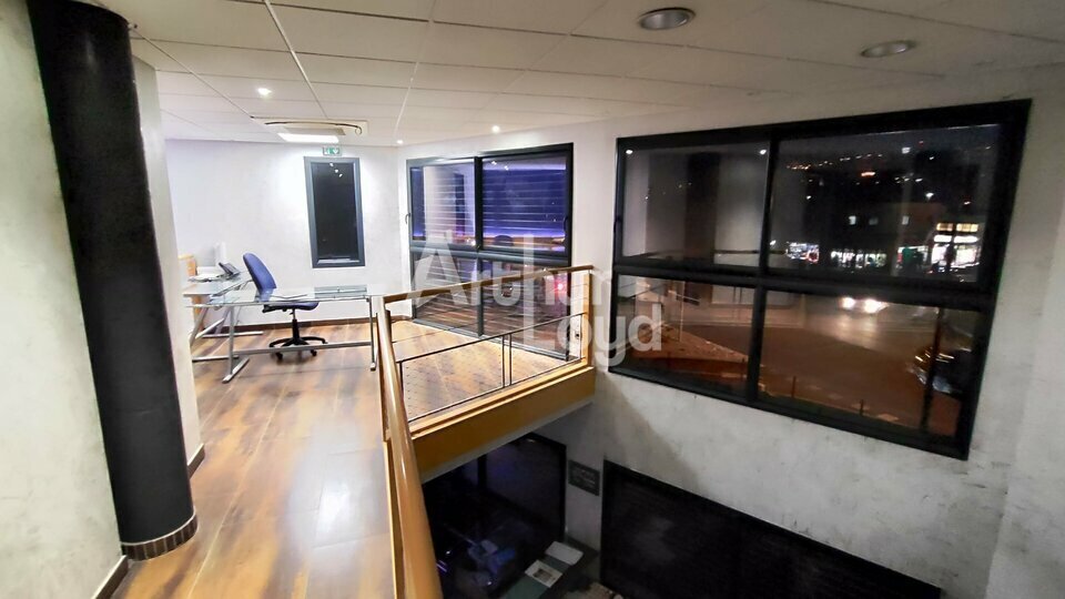 Office in Barberaz for sale - Interior Photo - Image 1 of 5